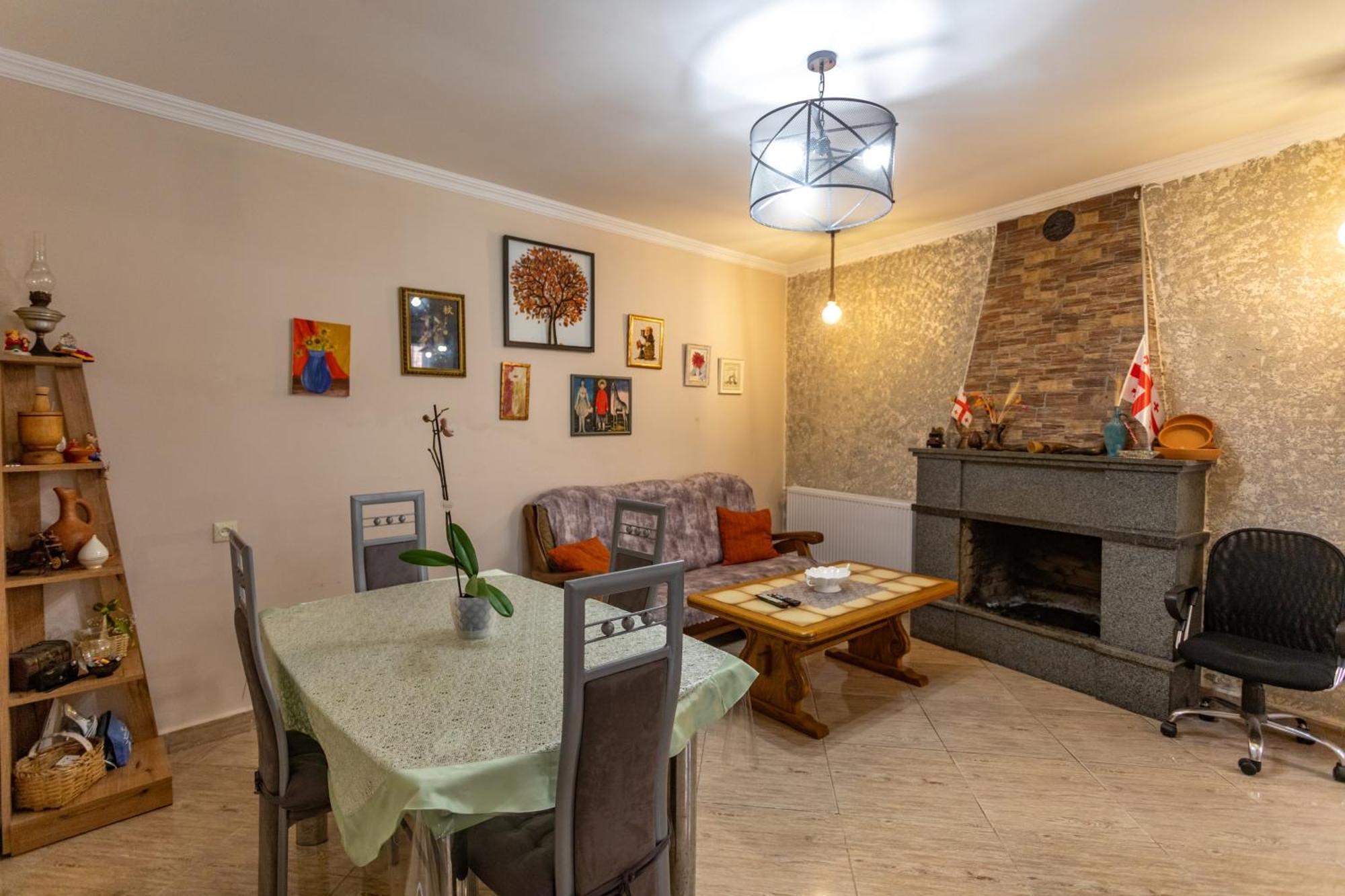 Balu Apartment *